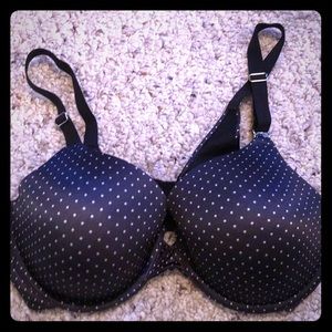 Two Maidenform Underwire Bra 38C - NWOT